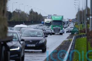 Fuel protests cause more disruption as government faces no confidence motion