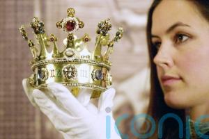 Queen Elizabeth II’s official biographer named