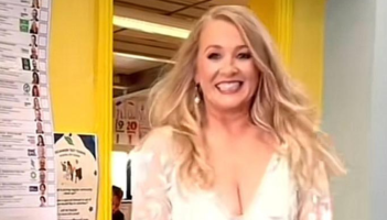 'What a legend' - Irish bride goes viral as she votes five minutes before wedding ceremony