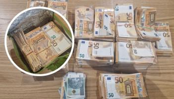 LIVE: Gardai seize large amount of cash in cooler bag as part of money laundering probe