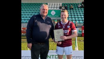 CONGRATS! Former Tipperary hurler leads his new club to the senior ranks in London