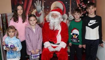 In pictures: An evening of family fun at Culdaff FC&rsquo;s Christmas fundraising bizarre
