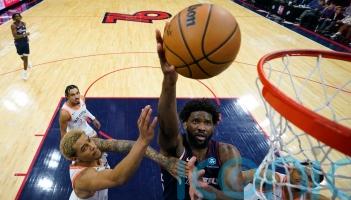 Joel Embiid breaks 76ers scoring record with 70-point haul in win over Spurs
