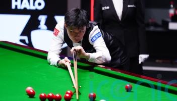 Zhao Xintong leads Mark Williams 11-6 after day one of World Championship final