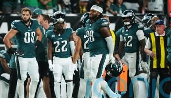 Jalen Carter ejected in opening seconds as Philadelphia Eagles win first game