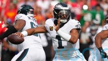 Philadelphia Eagles eclipse Kansas City Chiefs 20-17 in Super Bowl rematch