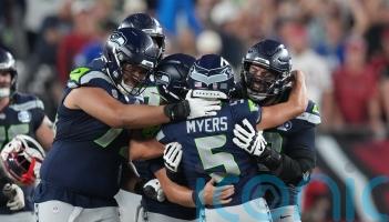 Arizona Cardinals lose to late field goal again as Jason Myers gives Seattle win