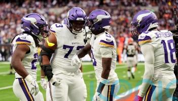 Late drama at Tottenham as Minnesota Vikings edge out Cleveland Browns in NFL