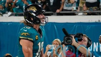 Jacksonville Jaguars rally to late comeback win against Kansas City Chiefs