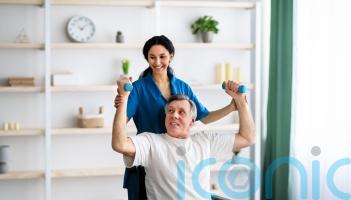 8 ways to support someone after a stroke