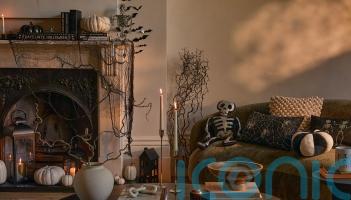 9 ways to deck out your haunted house