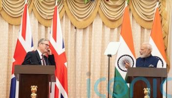 UK signs £350m deal to supply India with air defence missiles and launchers