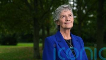 Connolly leads Humphreys in latest poll