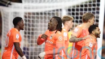 Coventry extend lead at the top thanks to Brandon Thomas-Asante brace