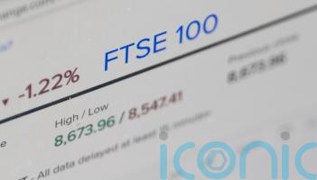 FTSE 100 eases as EU leaders weigh Ukraine deal