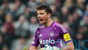 Eddie Howe defends Nick Pope after error leads to Newcastle collapse in France