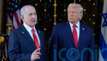 Trump warns Iran on nuclear revival as he hosts Israel&rsquo;s Netanyahu
