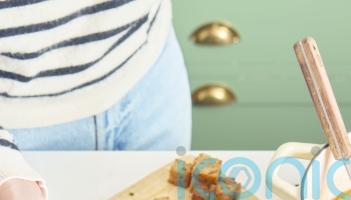 How to make Ella Mills&rsquo; chunky chickpea and lentil soup with tahini and tomatoes 