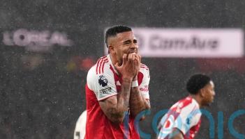 Arsenal held by Liverpool but go six points clear at top of Premier League