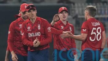 England survive another scare to beat Italy and reach T20 World Cup Super 8s