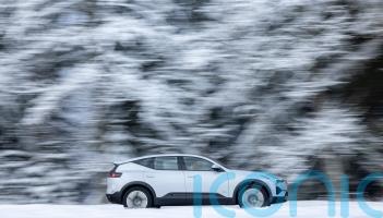 Here&rsquo;s how to stay safe when driving in cold weather