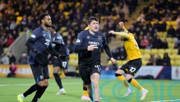 Rangers strike twice late on to salvage point at 10-man bottom side Livingston