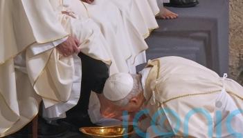 Pope Leo revives traditional Holy Week ritual of washing feet of priests