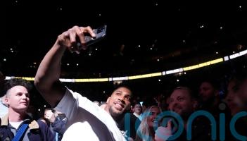 &lsquo;Let&rsquo;s do it&rsquo; &ndash; Deontay Wilder eager for Anthony Joshua clash