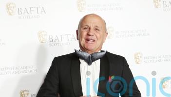 &lsquo;True pioneer&rsquo; wildlife cameraman Doug Allan dies aged 74