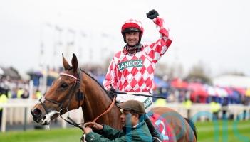 Jango Baie gains Cheltenham compensation with Bowl glory