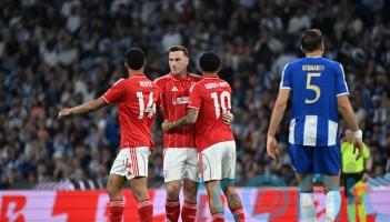 Bizarre own goal keeps Nottingham Forest&rsquo;s European hopes alive against Porto