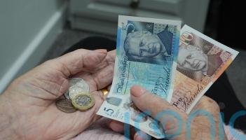 Pensioners warned to watch out for scams as winter fuel payment recovery starts