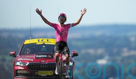 Ireland&rsquo;s Ben Healy breaks clear to win Tour de France stage six