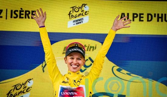 Kasia Niewiadoma-Phinney recalls &lsquo;unforgettable&rsquo; 2024 Tour de France Femmes win