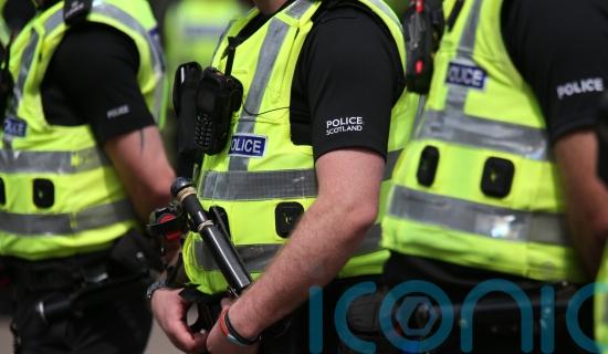 Police recover &pound;250,000 worth of suspected heroin and cocaine during raid