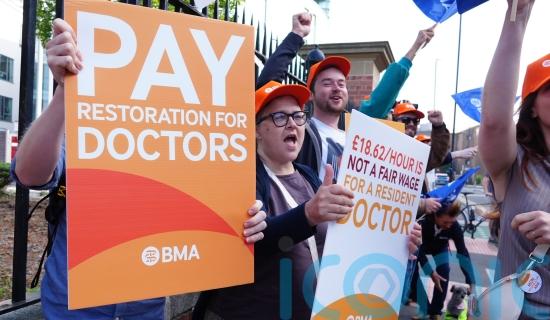 Doctors&rsquo; strike to go ahead after medics reject Government offer