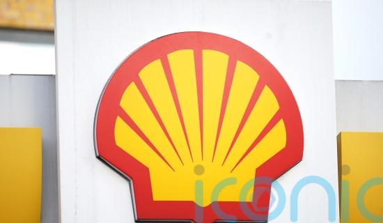 Shell drops after decline in energy trading division
