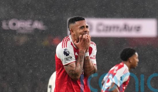 Arsenal held by Liverpool but go six points clear at top of Premier League