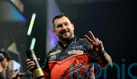 Jonny Clayton out to topple Luke Humphries and continue Premier League form