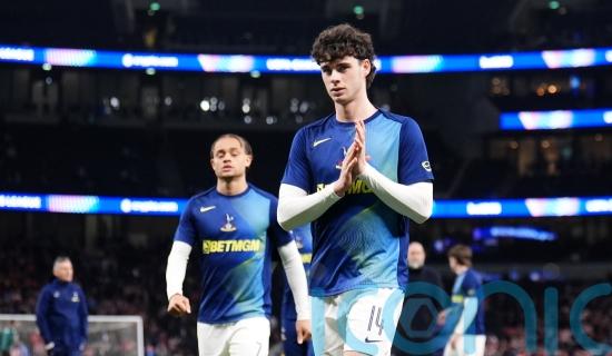 Tottenham players urged to follow example of Archie Gray in relegation battle