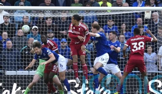 Everton boss David Moyes bemoans &lsquo;cruel&rsquo; finish to dramatic Merseyside derby