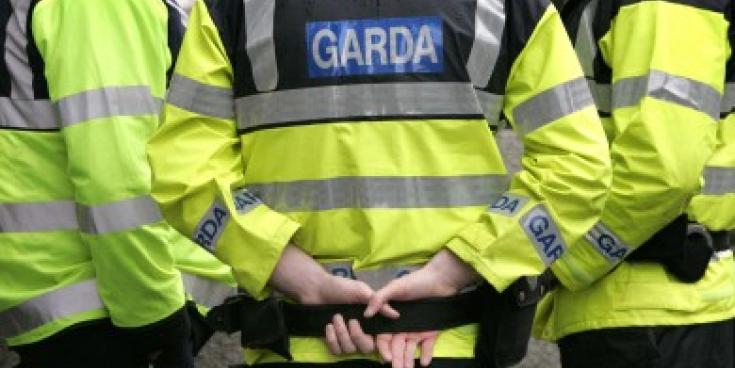 Garda&iacute; investigate criminal damage incident at Dundalk train station