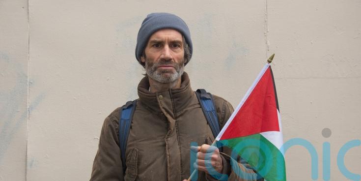 Playwright embarks on 181-mile Pilgrimage4Palestine fundraising walk while fasting as &lsquo;gesture of solidarity to Muslims&rsquo;