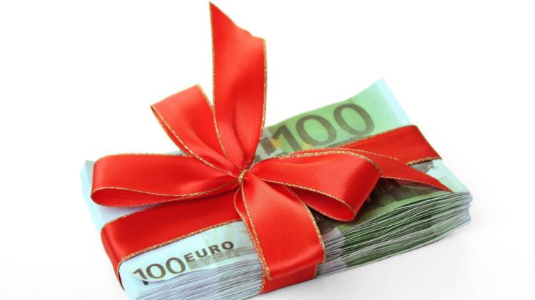 When will social welfare payments be made over Christmas including bonus?