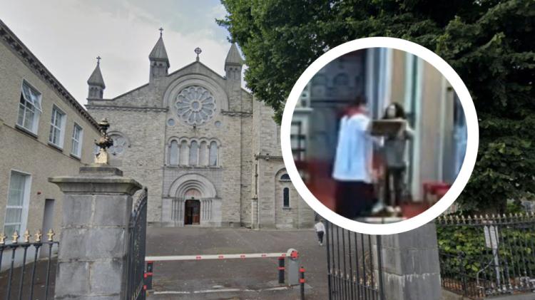 'I have a bomb strapped to me' - Woman tells Irish church from altar at Confirmation