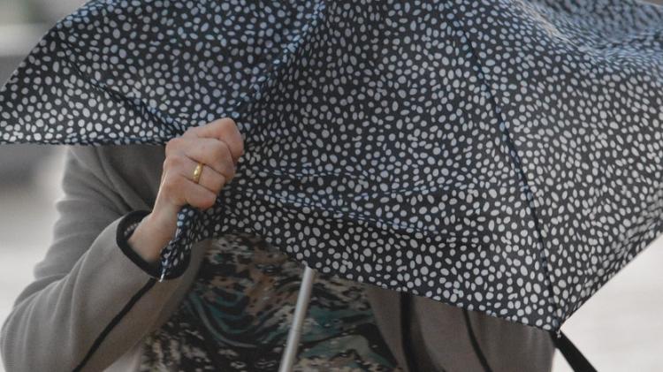 ALERT: Met &Eacute;ireann issues weather warning amid 'very strong and very gusty' westerly winds