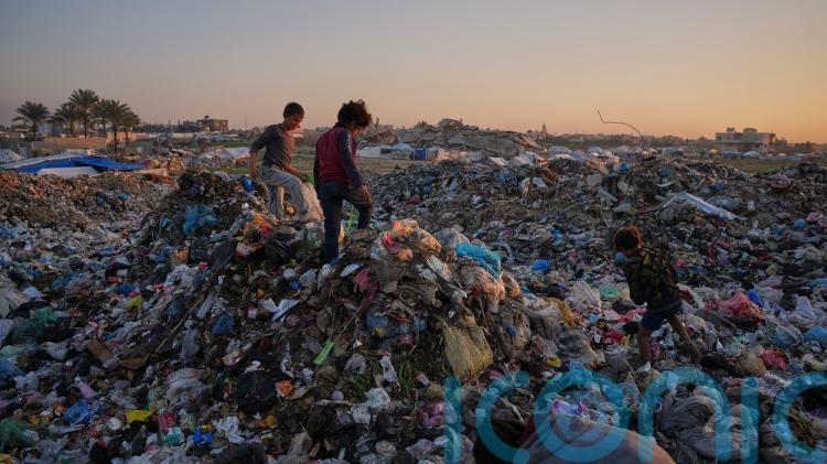 Israel accuses Hamas of ceasefire violation as blast in Gaza wounds soldier