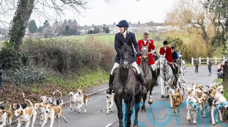 Boxing Day hunts vow to &lsquo;fight&rsquo; trail ban as Starmer warned over rural backlash