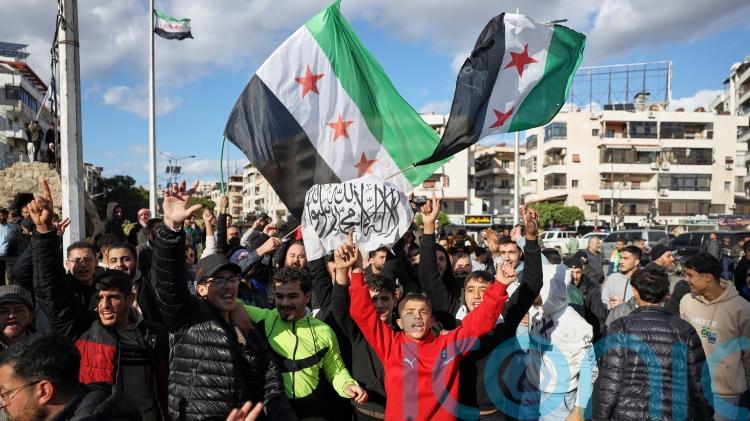 Three killed in clashes in Syria after deadly Alawite mosque bombing
