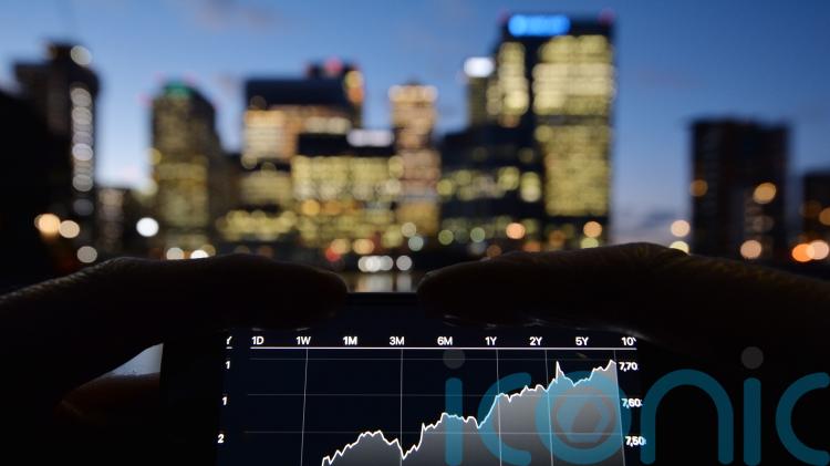 London&rsquo;s FTSE 100 tops milestone 10,000 mark after new year rally